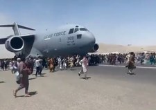 Afganistan: Dwaj bracia nie żyją. Zginęli spadając z amerykańskiego samolotu