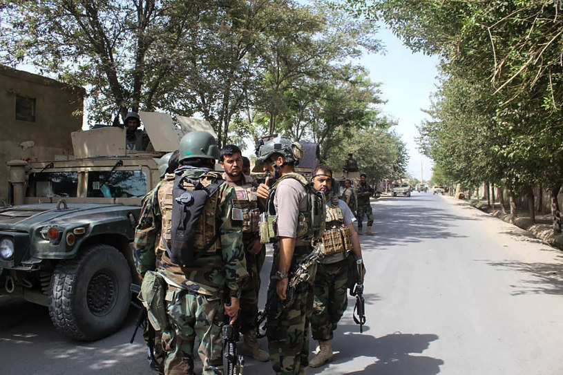 Afganistan: Już 15 zabitych w ataku talibów na wojskowy punkt kontrolny (zdjęcie ilustracyjne) /BASHIR KHAN SAFI /AFP