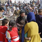 Afganistan: Ludzie odcięci od pieniędzy. Western Union Company zawiesza działalność
