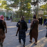 Afganistan. Pierwsze zamachy po przejęciu władzy przez talibów