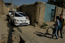 Afganistan: Trzy osoby zastrzelone na weselu. Za to, że grała muzyka
