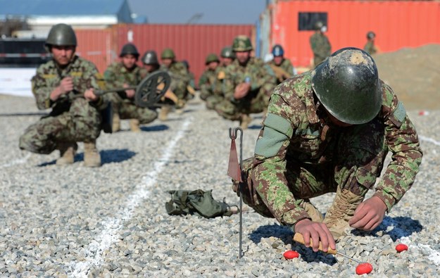Afgańscy żołnierze w bazie Camp Shaheen (zdj. arch.) /	JOHN MACDOUGALL/POOL /PAP/EPA