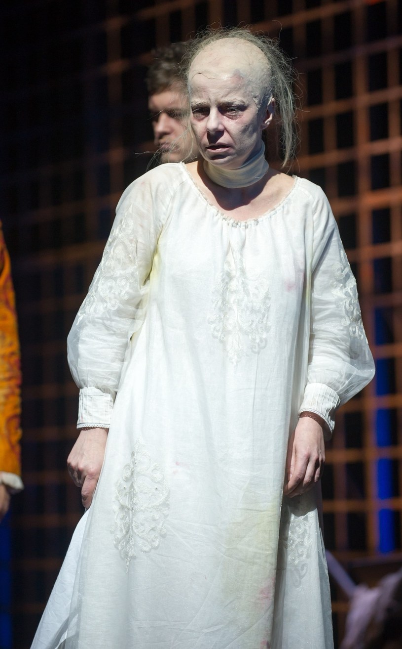 Agata Kulesza w spektaklu "Mary Stuart" /Krupa /East News