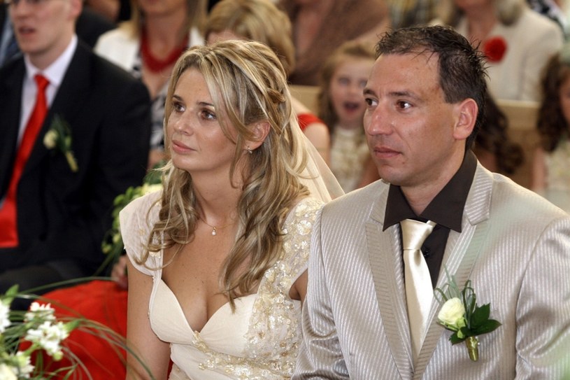 Agata Mróz i Jacek Olszewski pobrali się 9 czerwca 2007 roku /Robert Szwedowski /East News