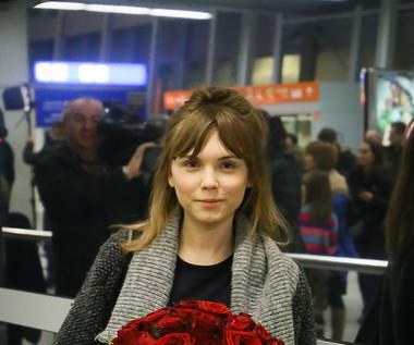 Agata Trzebuchowska potwierdziła we wtorek, że nie zamierza kontynuować aktorskiej kariery. - Aktorstwo to nie jest coś, co mnie interesuje. Nie czuję, że to jest ścieżka dla mnie. Mam inne zainteresowania, które zamierzam realizować. Na przykład reżyseria, o której myślę - bardzo wstępnie i nie planuję dalszych kroków na razie na tym etapie. Chcę poczekać. Zobaczyć właściwie, czego chcę" - tłumaczyła - fot. Paweł Supernak