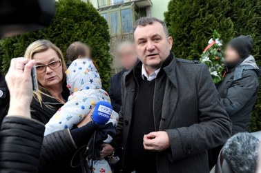 Agenci CBA weszli do domu posła Stanisława Gawłowskiego. "Wszystkich nie wsadzą" 