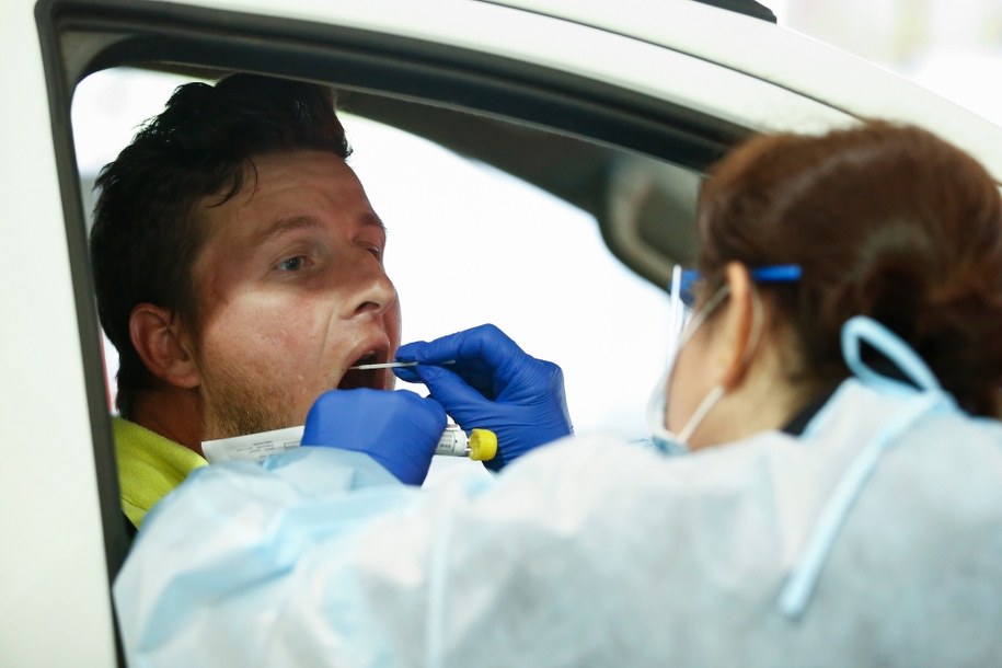 Agencja leków za wydawaniem zezwoleń na stosowanie remdesiviru w leczeniu Covid-19 /DANIEL POCKETT /PAP/EPA