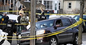 Agent służb migracyjnych zastrzelił kobietę. Burmistrz: Nie chcemy was!