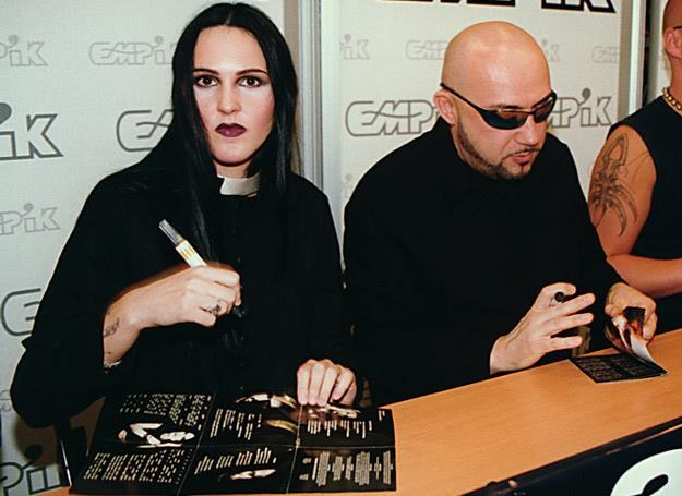 Agnieszka Chylińska i Grzegorz Skawiński (O.N.A.) w 2001 roku /AKPA