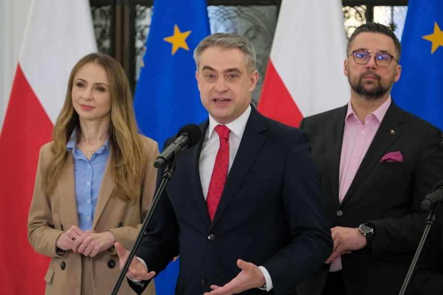 Agnieszka Dziemianowicz-Bąk, Krzysztof Gawkowski i Marcin Kulasek /Mateusz Marek /PAP