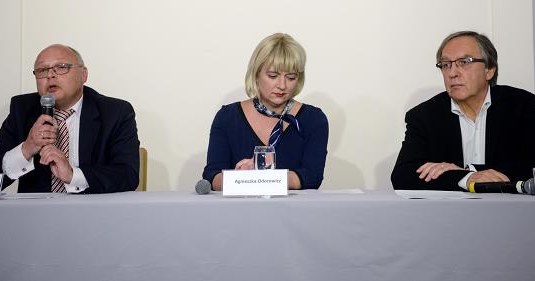 Agnieszka Odorowicz (C), Jacek Weksler (P) i Robert Kozak (L) /PAP