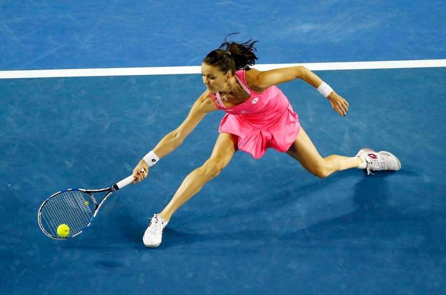 Agnieszka Radwańska w półfinałowym meczu Australian Open przeciwko Serenie Williams /Mast Irham /PAP/EPA