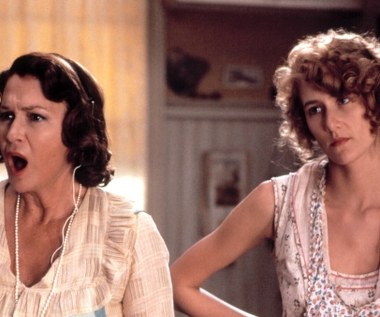 "Agresywne kobiety przerażają mężczyzn. A kobiety szalone? Nawet nie ma o czym mówić!" - uważa Laura Dern (P).

Rose z "Historii Rose" (na zdjęciu) była podręcznikowym przykładem nimfomanki - dodaje Dern, mając na myśli rolę w filmie z 1991 r., za którą była nominowana do Oscara. - Do dziś słyszę od mężczyzn, że uwielbiali ją pomimo jej "pokręconej" psychiki.