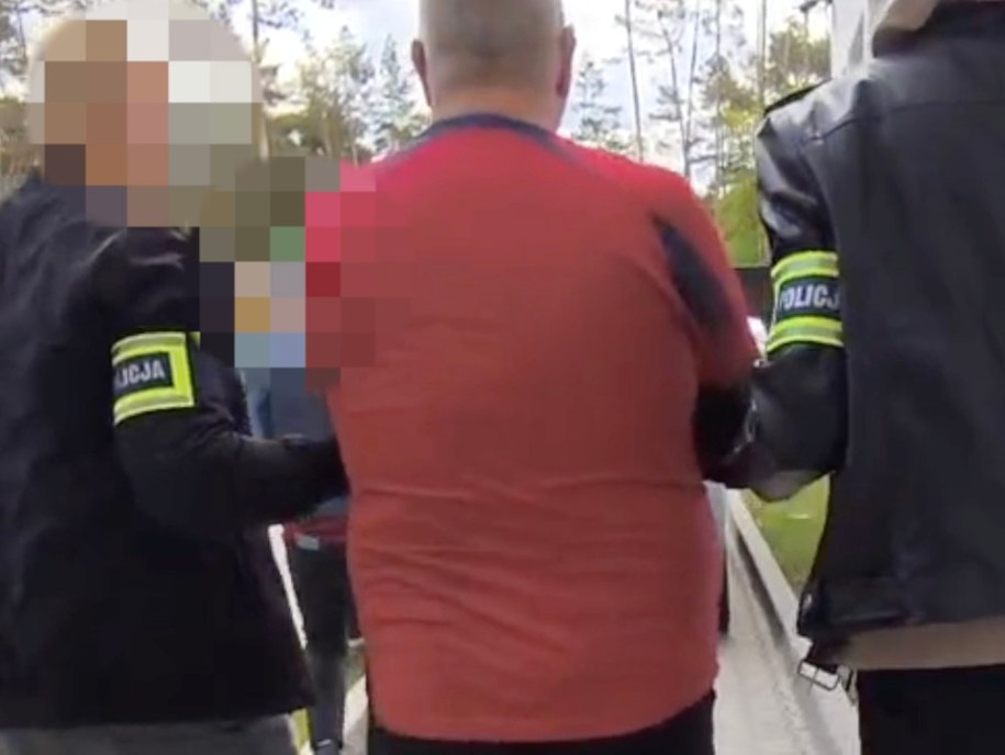 Agresywny 56-latek demolujący szpital trafił do aresztu na 3 miesiące /KPP Otwock  /