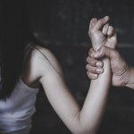 Agresywny policjant zawieszony po imprezie. Jest komunikat