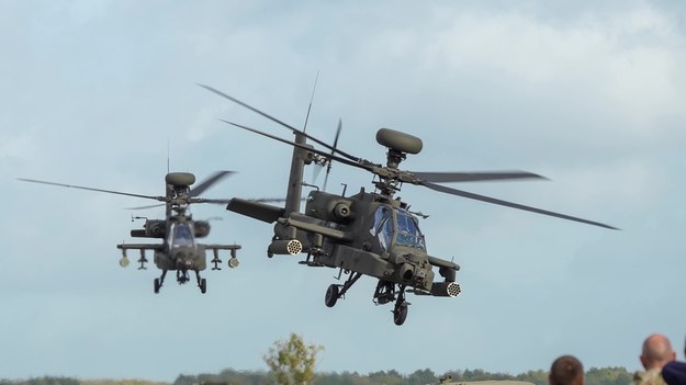 AH-64E Apache /Shutterstock