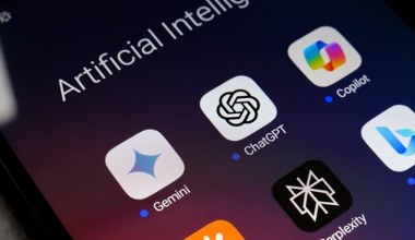 AI źle interpretuje wiadomości. Połowa odpowiedzi ma znaczące błędy