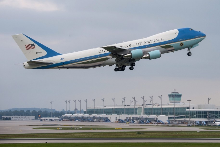 Air Force One /PAP/EPA/ARMIN WEIGEL /PAP/EPA