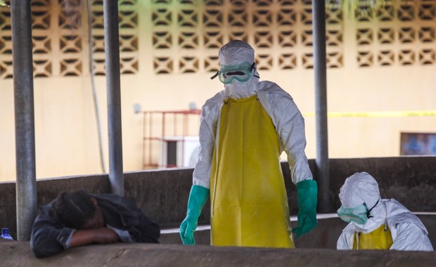 Air France wstrzymuje loty do Sierra Leone. Powodem ebola