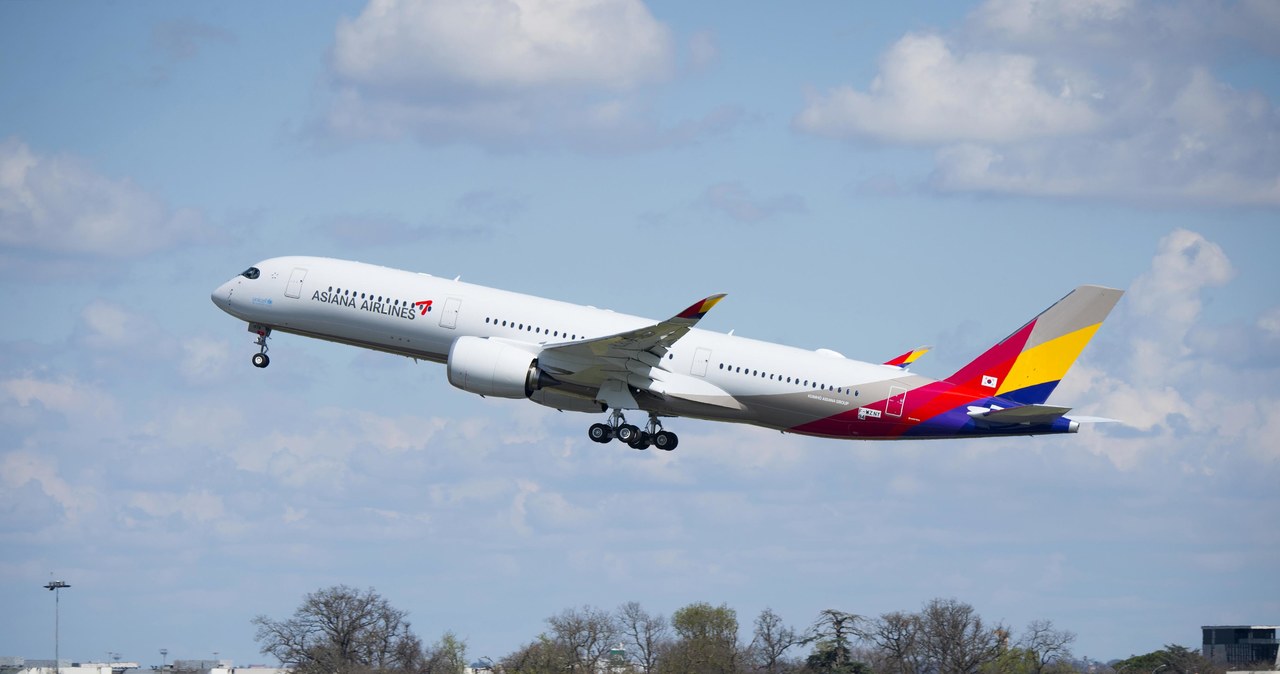 Airbus A350-900 odebrany przez linie lotnicze Asiana Airlines /materiały prasowe
