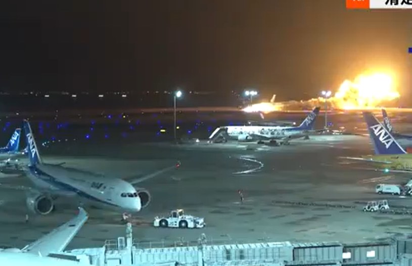 Airbus A350 w ogniu. Wielki dramat na lotnisku w Tokio /Twitter