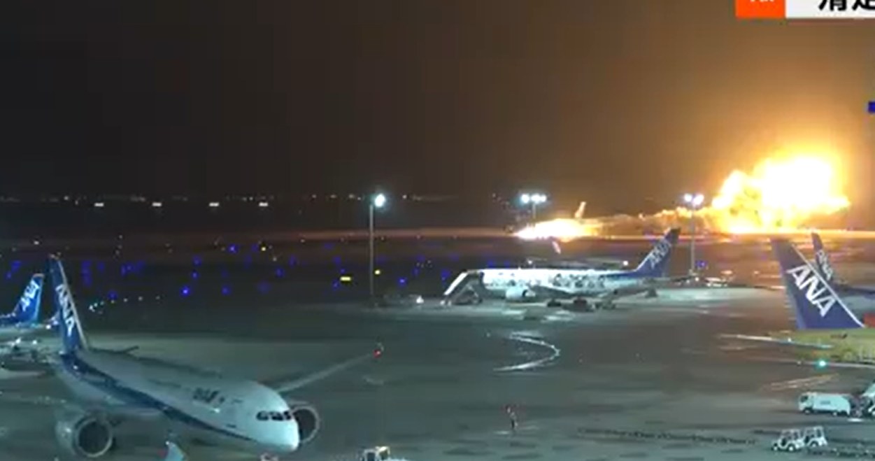 Airbus A350 w ogniu. Wielki dramat na lotnisku w Tokio /Twitter