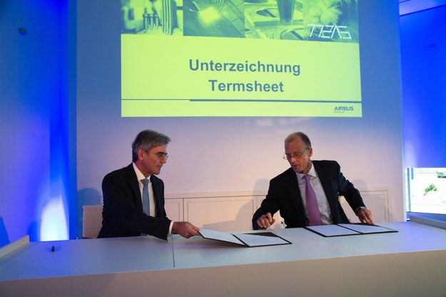 Airbus i Siemens opracują hybrydowe zespoły napędowe dla lotnictwa /&nbsp