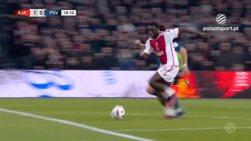 Ajax Amsterdam - PSV Eindhoven 1-1. Skrót meczu. WIDEO