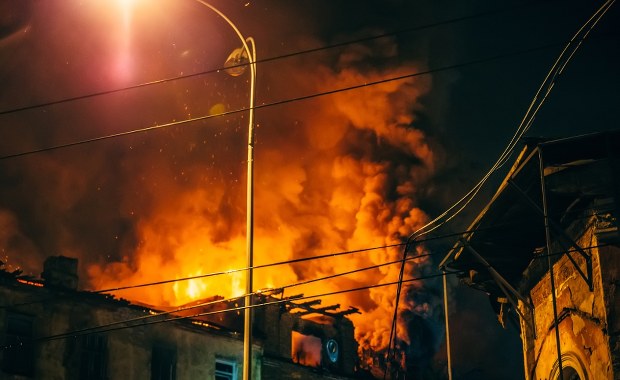 Akademik w ogniu. Wiele ofiar śmiertelnych nocnego pożaru w Kenii