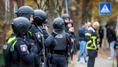 Akcja 400 policjantów i ewakuacja szkoły przez zabawkową broń