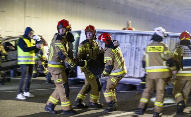 ​Akcja, adrenalina i rywalizacja - zawody ratownicze strażaków w Krakowie
