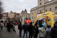 Akcja "Choinki pod choinkę od RMF FM i Małopolski" w Lesznie
