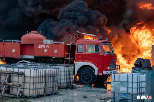 Akcja gaszenia pożaru w Bystrzycy /Olawa24 /