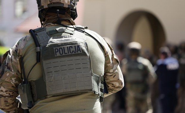 Akcja kontrterrorystów pod Warszawą. Co się dzieje w Jankach?