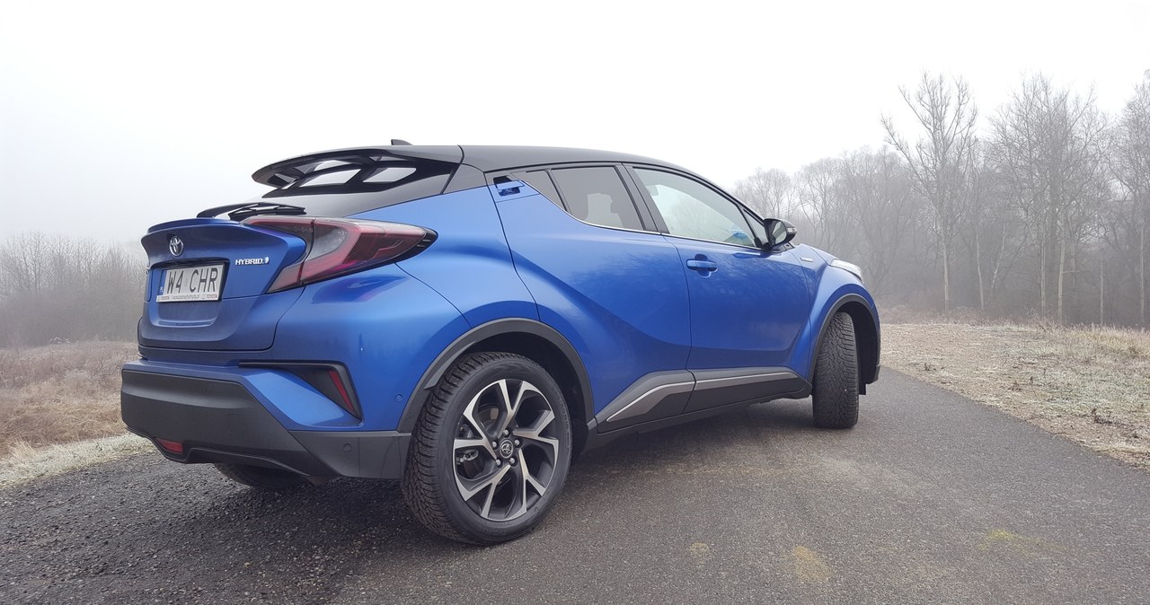 Akcją objęto m.in. hybrydowe Toyoty C-HR /INTERIA.PL