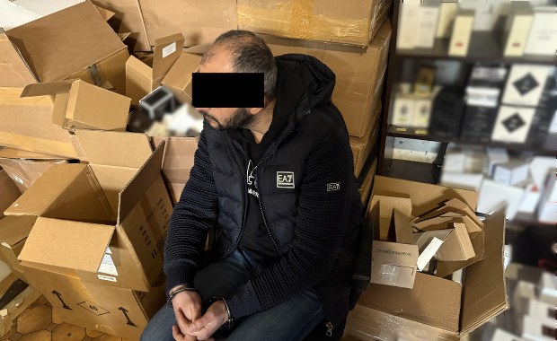 Akcja pod Warszawą. Przejęto podróbki znanych kosmetyków warte 25 mln zł