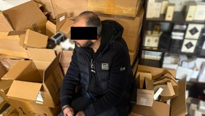 Akcja pod Warszawą. Przejęto podróbki znanych kosmetyków warte 25 mln zł