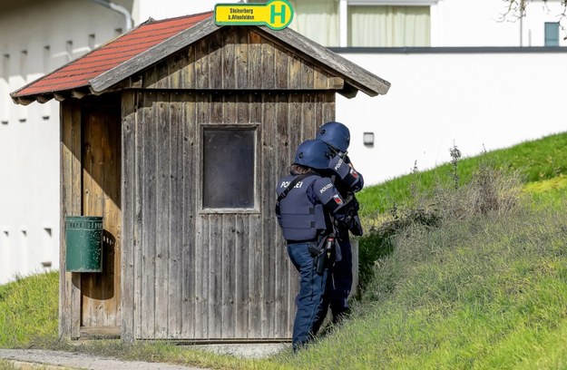 Akcja policji w Kirchberg ob der Donau /PAP/EPA/FRANZ PLECHINGER /PAP