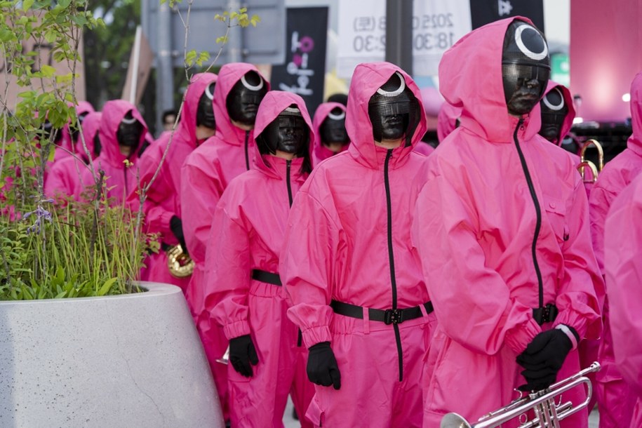 Akcja promocyjna serialu "Squid Games" /ZUMA Press Wire/Shutterstock/Rex Features /East News