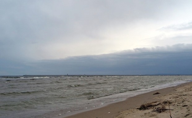 Akcja ratownicza w Międzyzdrojach. Nie udało się odnaleźć mężczyzny, który zniknął pod wodą