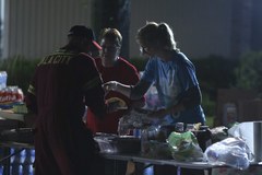Akcja ratunkowa po przejściu tornada w Oklahomie