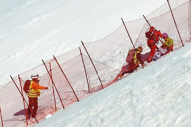 Akcja ratunkowa po wypadku niemieckiej alpejki /ANNA SUTER /PAP/EPA