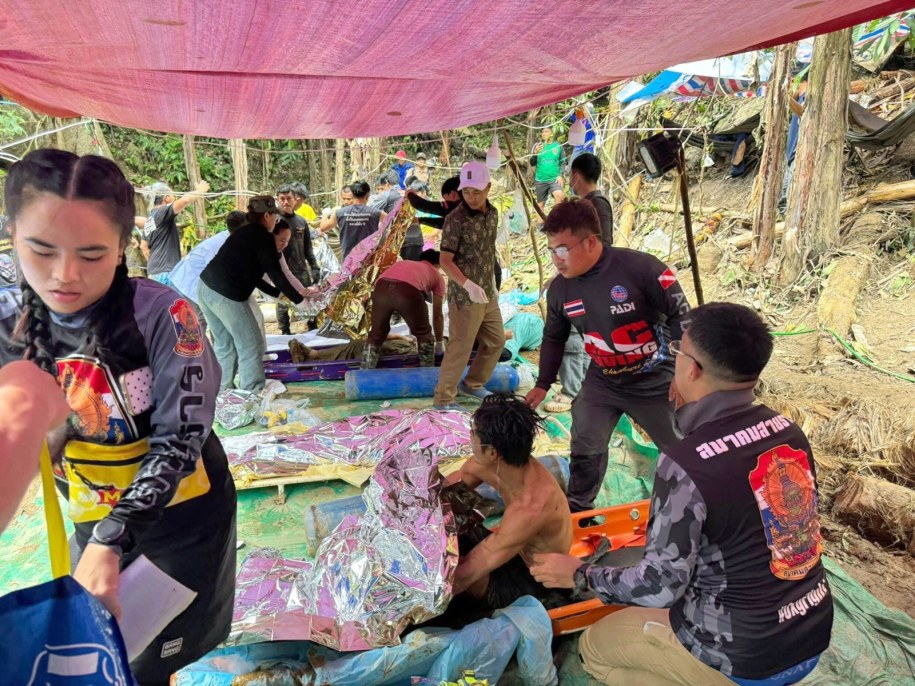 Akcja ratunkowa w Laosie /EPA/THAILAND RESCUE DIVER /PAP/EPA
