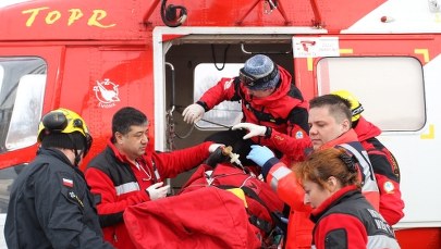 Akcja ratunkowa w Tatrach, lawina porwała narciarzy