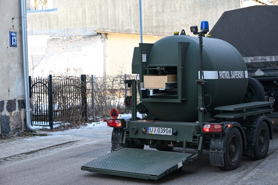 Akcja saperów  w Szczecinku /Piotr Kowala /PAP