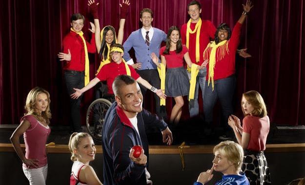 Akcja serialu "Glee" rozgrywa się w szkole średniej, fot. Fox /materiały prasowe