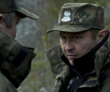  Akcja serialu rozpoczyna się cztery lata po wydarzeniach pierwszego sezonu. Chcieliśmy zachować autentyczny upływ czasu - mówi  Lipski, nadzorujący także prace scenariuszowe.

Na zdjęciu: Andrzej Konopka