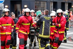 Akcja służb na miejscu wybuchu w Paryżu