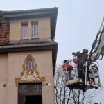 Akcja służb w Lęborku. 35-latek zabarykadował się w mieszkaniu z kobietą