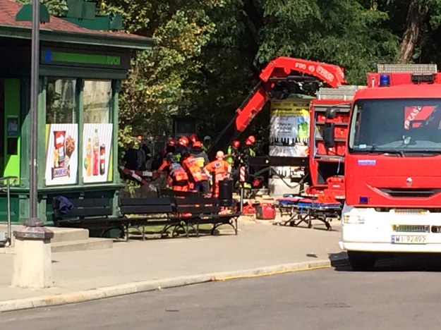 Akcja strażaków na miejscu wypadku /Mariusz PIekarski /RMF FM
